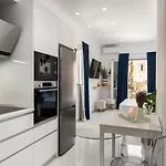 Nicol's ηouse & In Corfu Town By Konnect 公寓