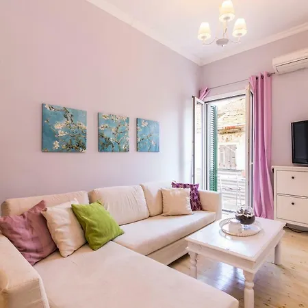 νicol 's ηouse In Corfu Town コルフ島